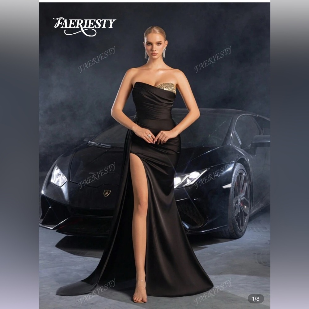 Elegant Black Strapless Gown